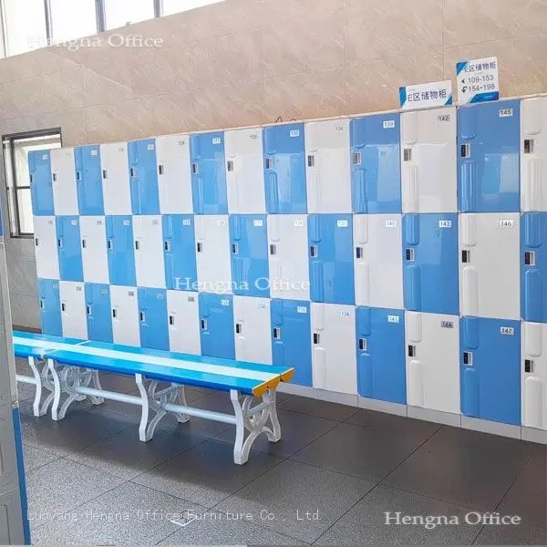 What is the Difference Between HDPE and ABS Plastic Lockers for Outdoor Use?